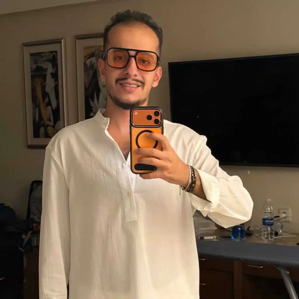 كرم نبيل