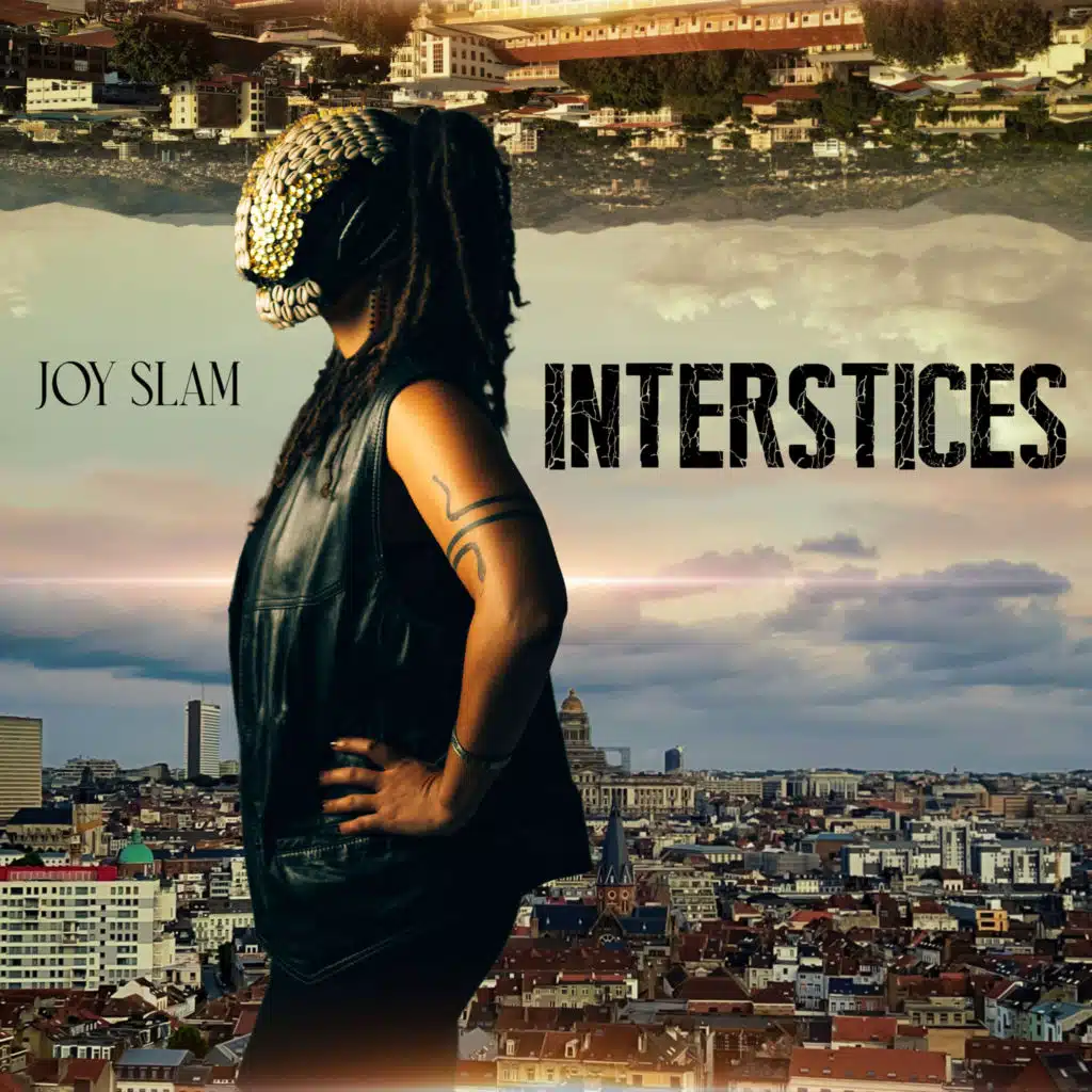 Interstices