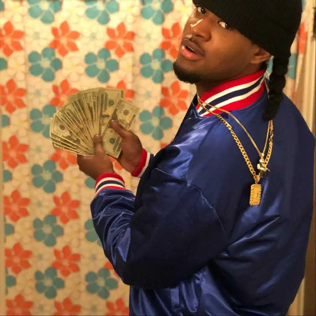 Thottie (feat. Young Stash)