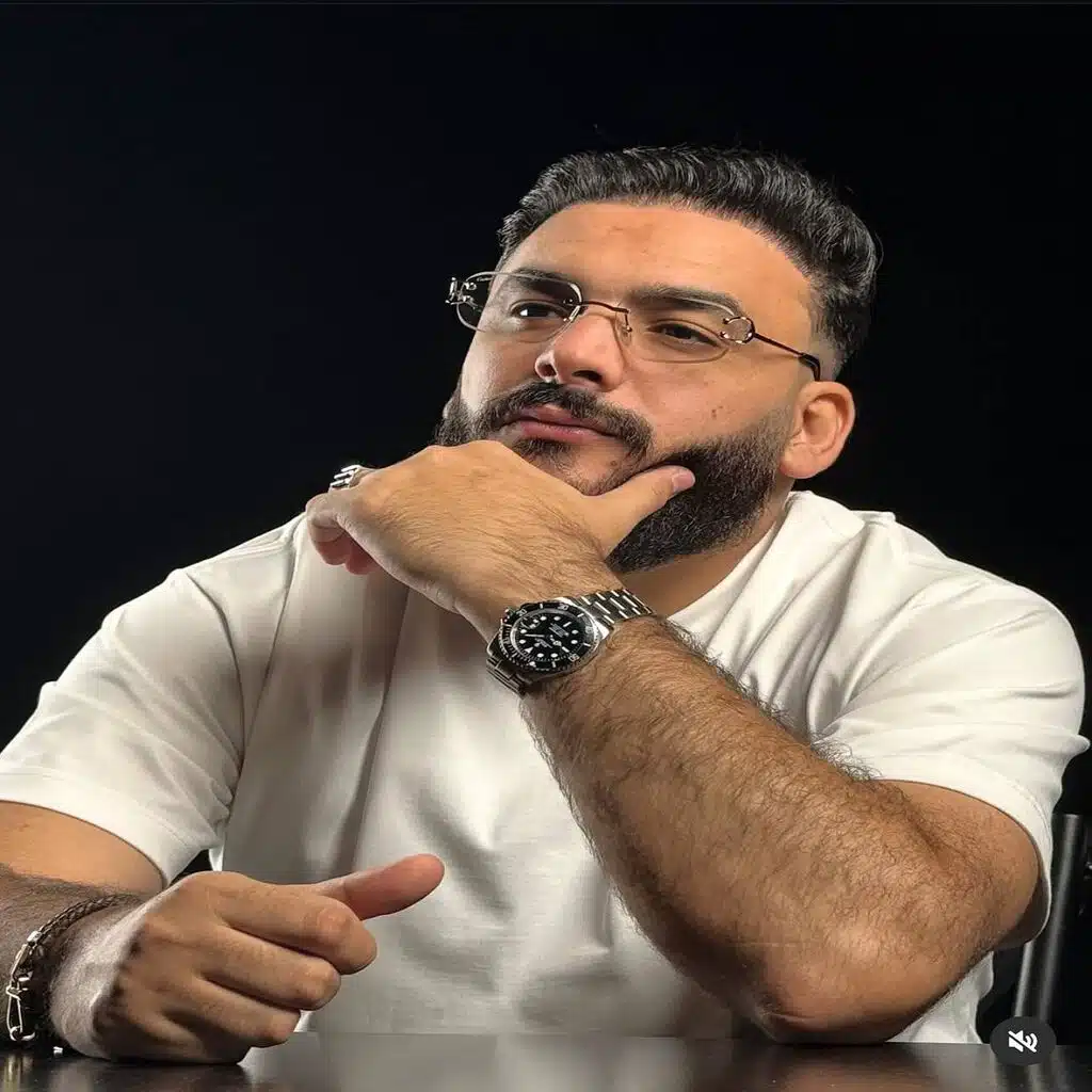 انا عشقت عشقا سموها تالية