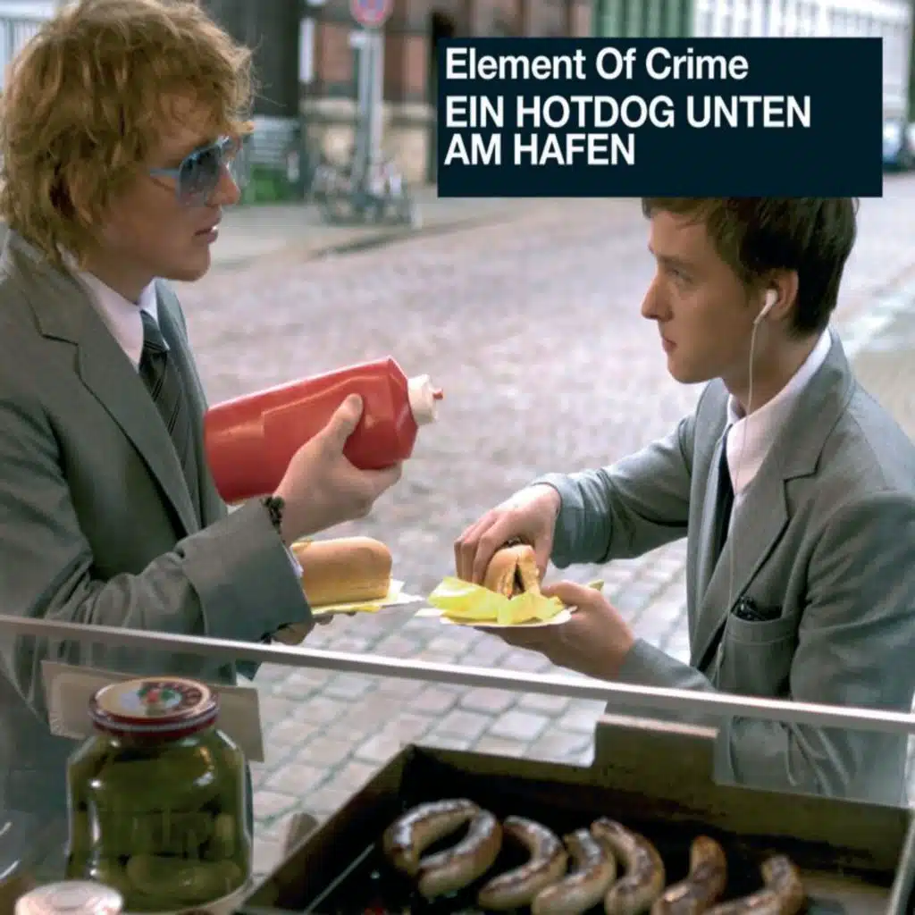 Ein Hotdog unten am Hafen