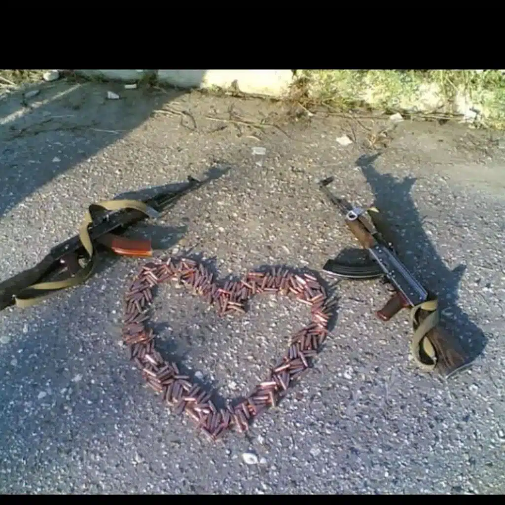 AMOR E ÓDIO