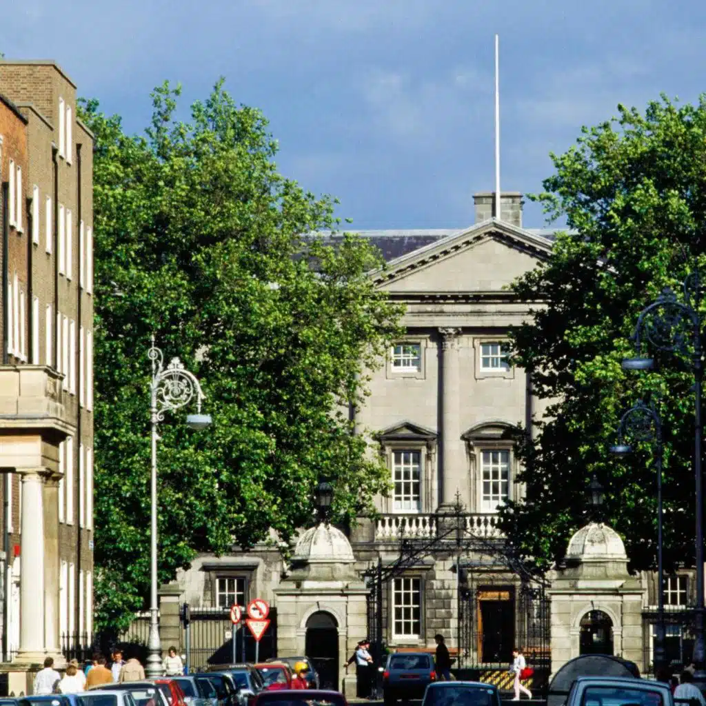 Controversy over TD and Senator expenses - how should it work?
