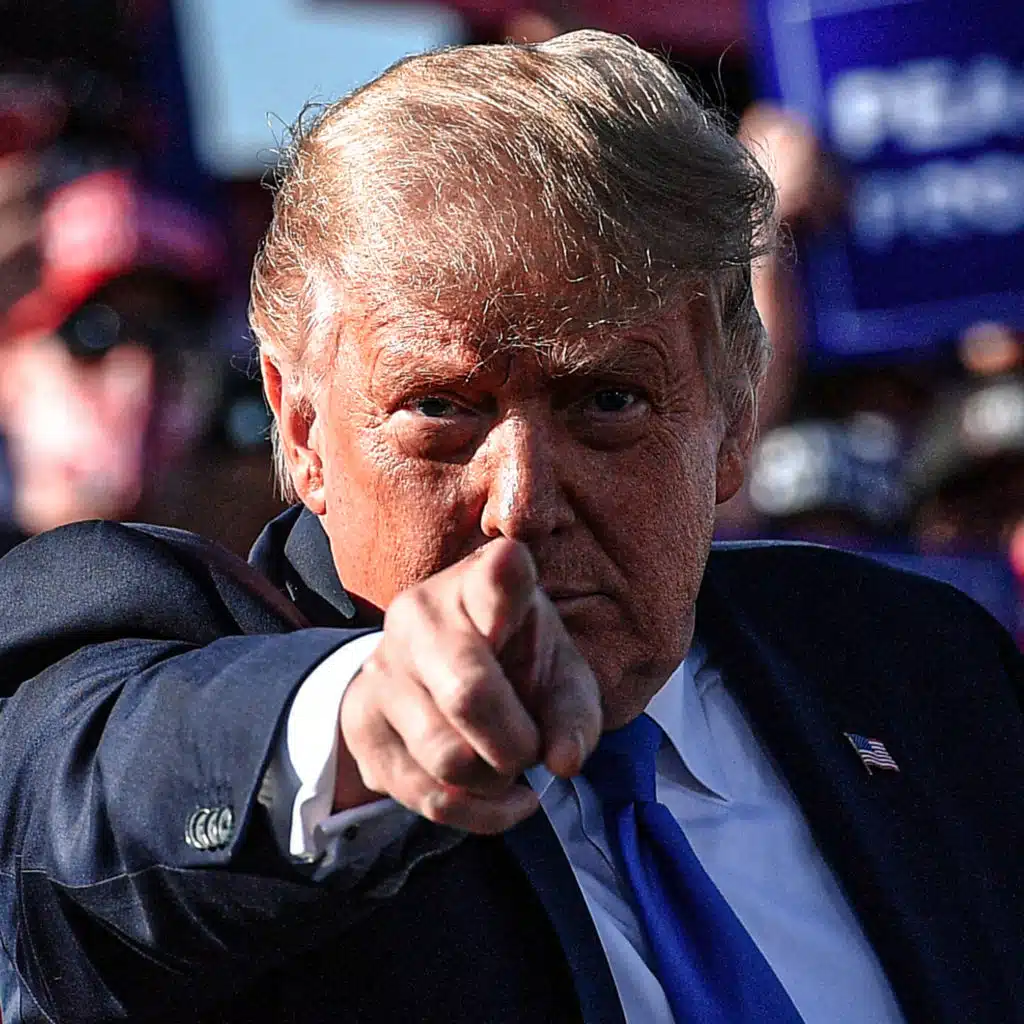 Loyalists Only, Please. Why Trump Surrounds Himself With True Believers