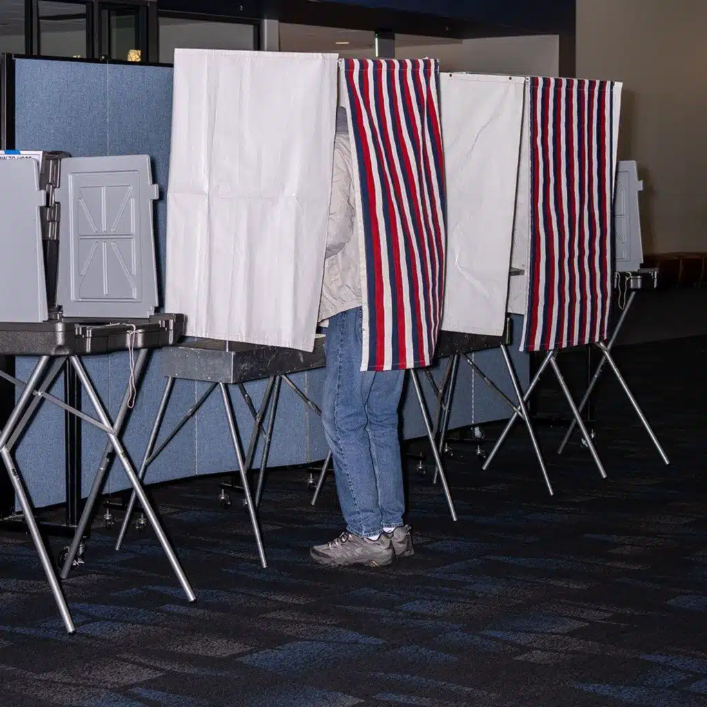 Midterm Surprise: Democrats Are Surging in Red America
