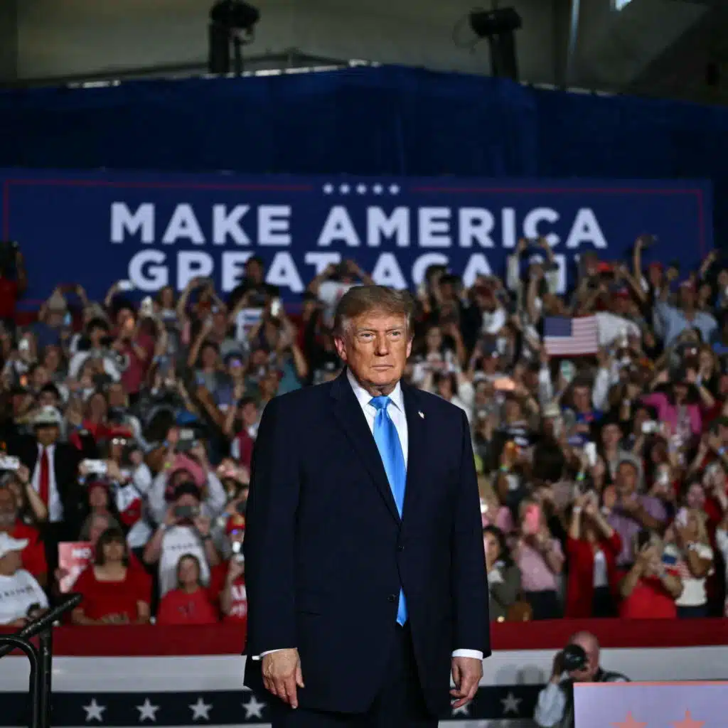 What money and maps can tell us about the midterms