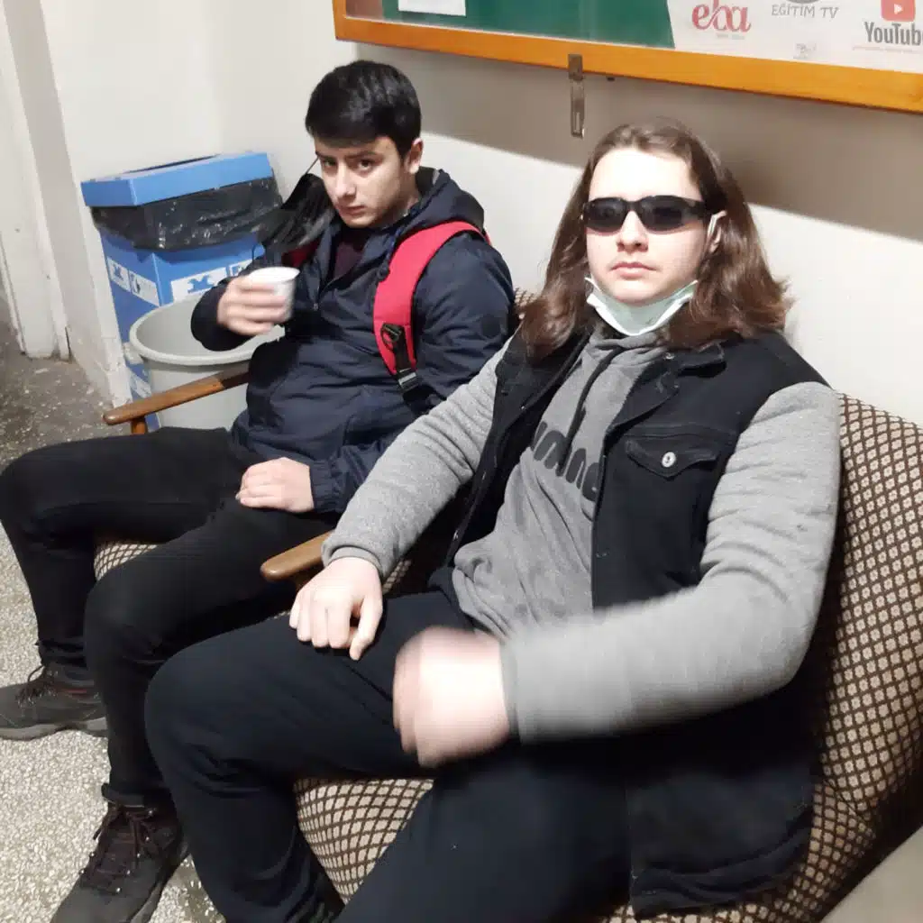 hamodilla (feat. emre)