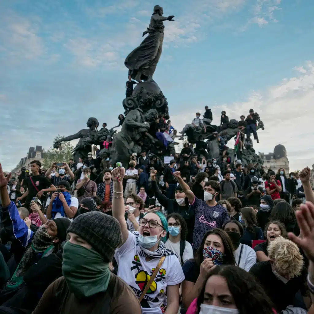 French students and unions "preparing for a massive strike" on November 5