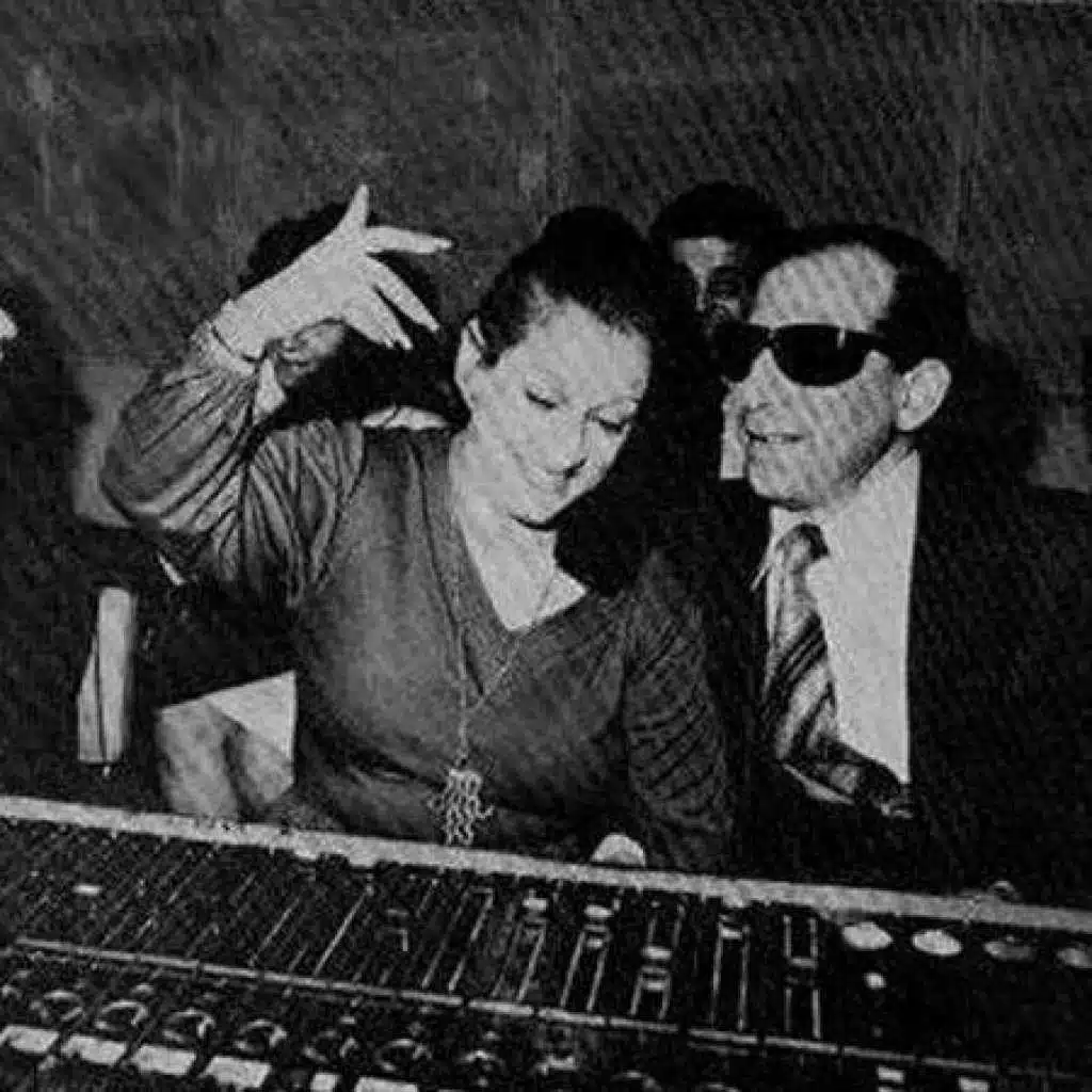 وردة الجزائرية، سيد مكاوي