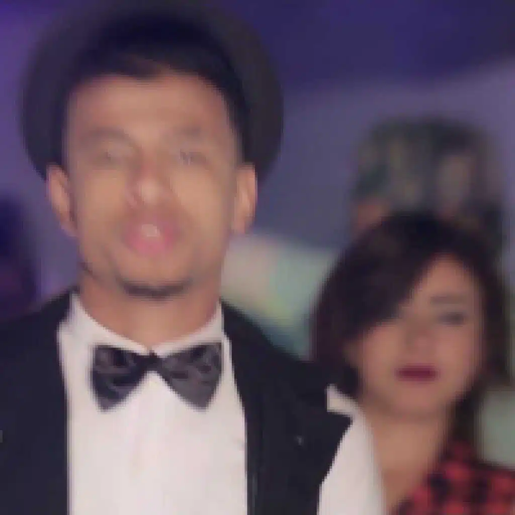 الصاحب الخاين