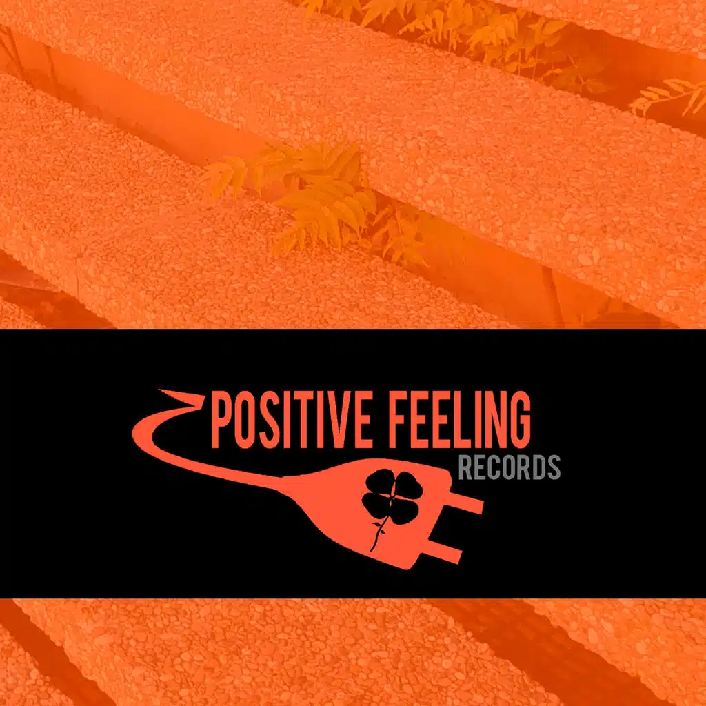 Deconstruction (Club Shot)