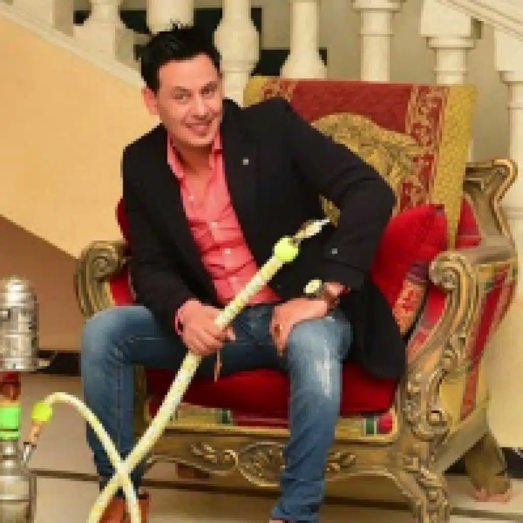 تامر النزهى