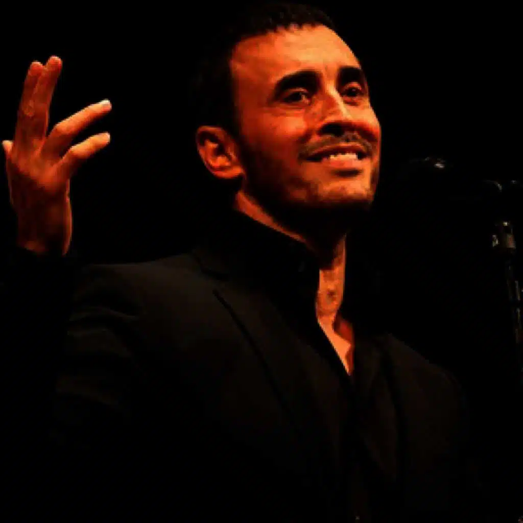 حلوة يا أم العيون السود