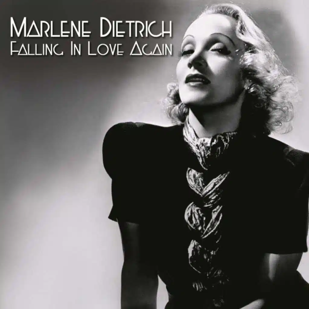 Lola (sung in English)