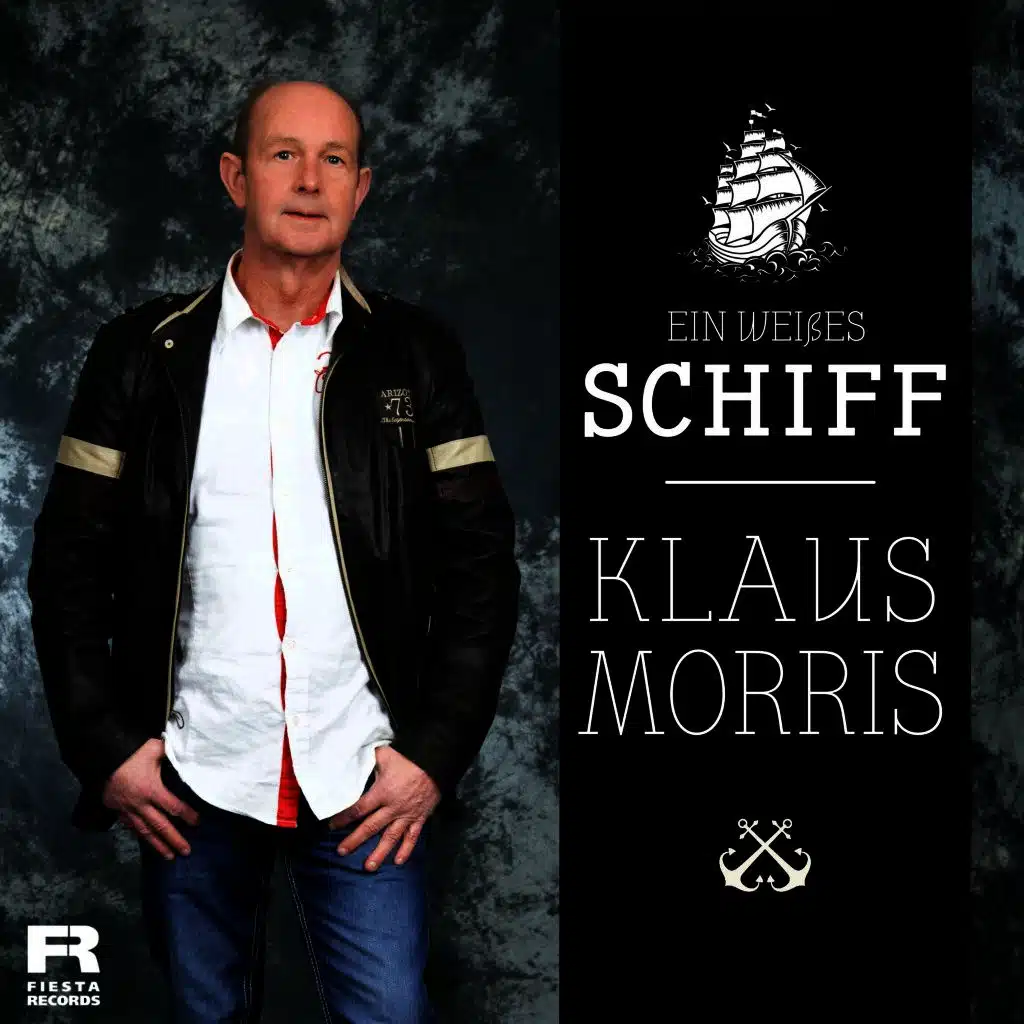 Ein weißes Schiff
