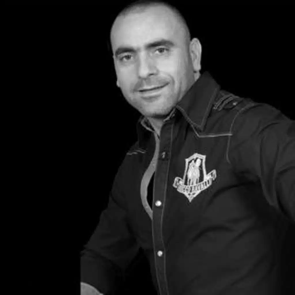 لبكي عافراقك