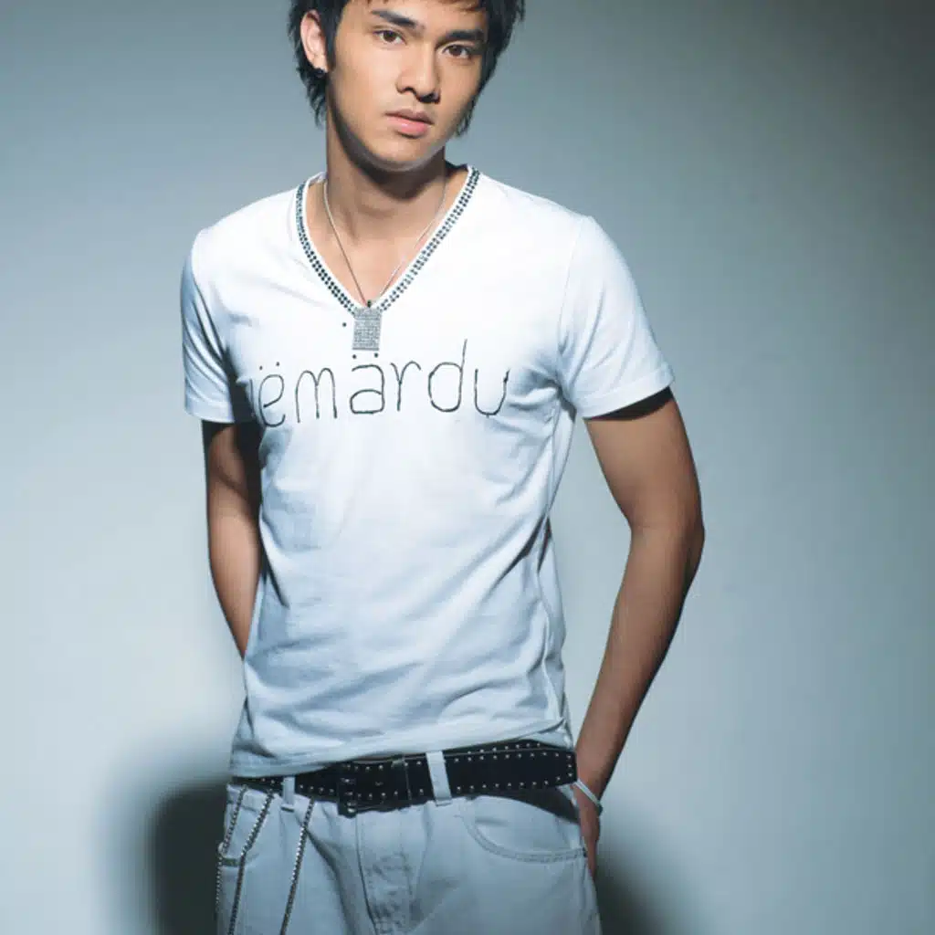 譚詠麟 & 關楚耀