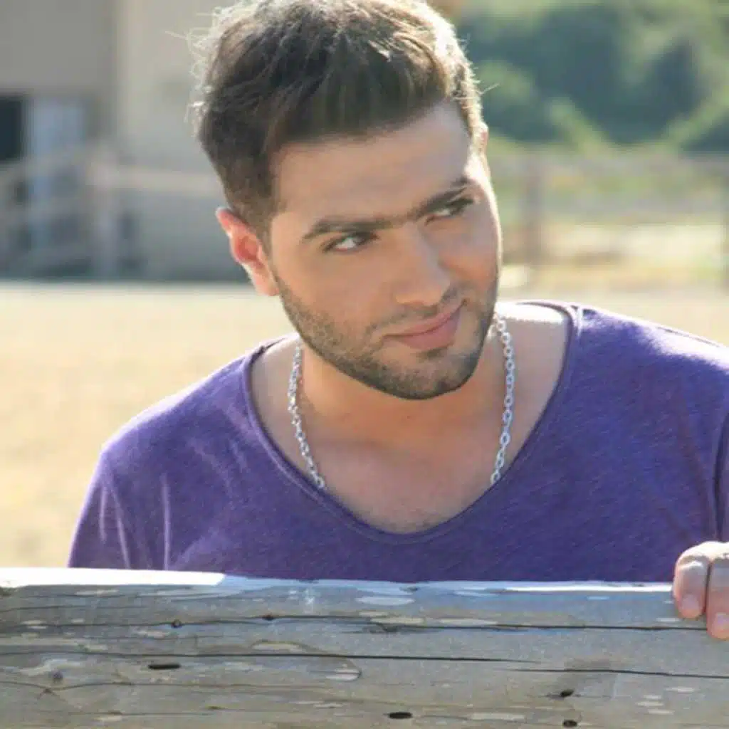 الدنيا كذبة