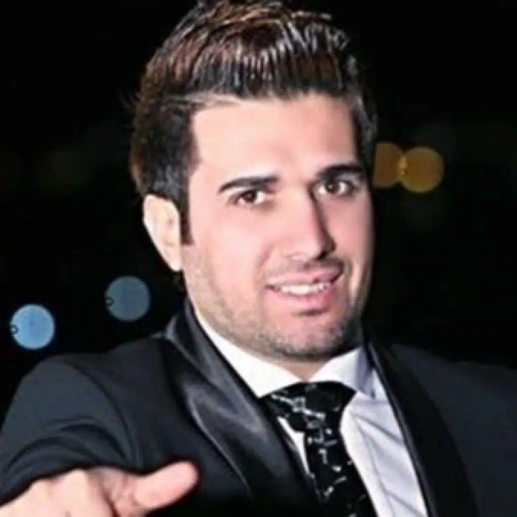 يا خاينه