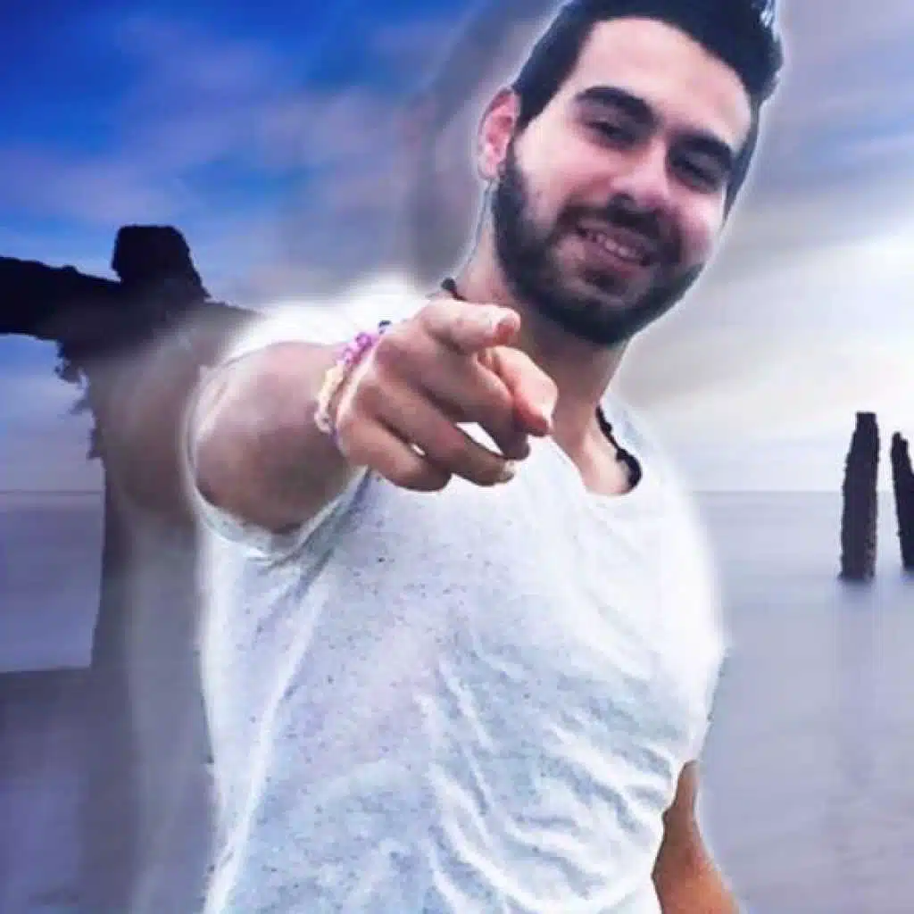 لو شايف نفسك