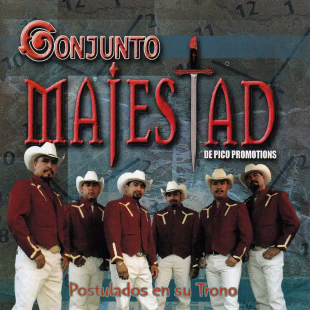 Postulados En Su Trono