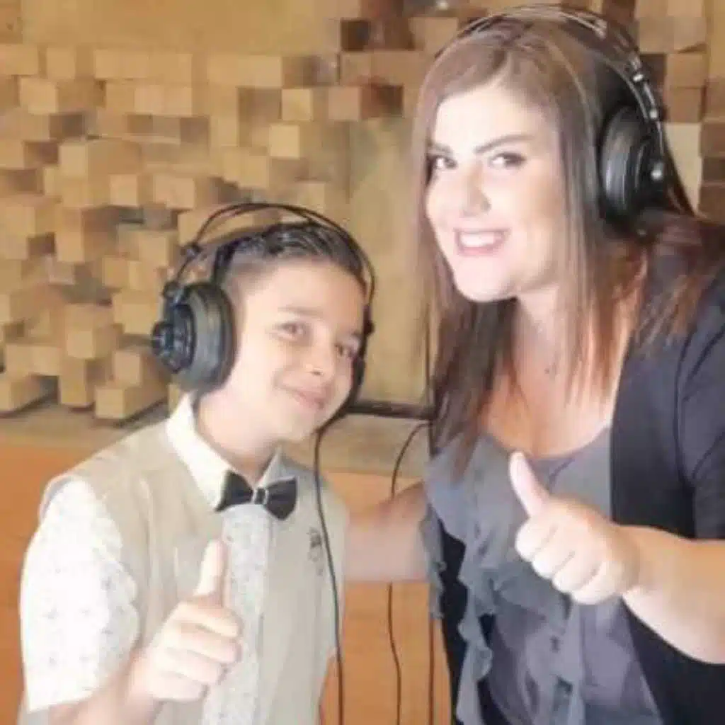 مني إلك(مع ليندا بيطار & يائيل القاسم)