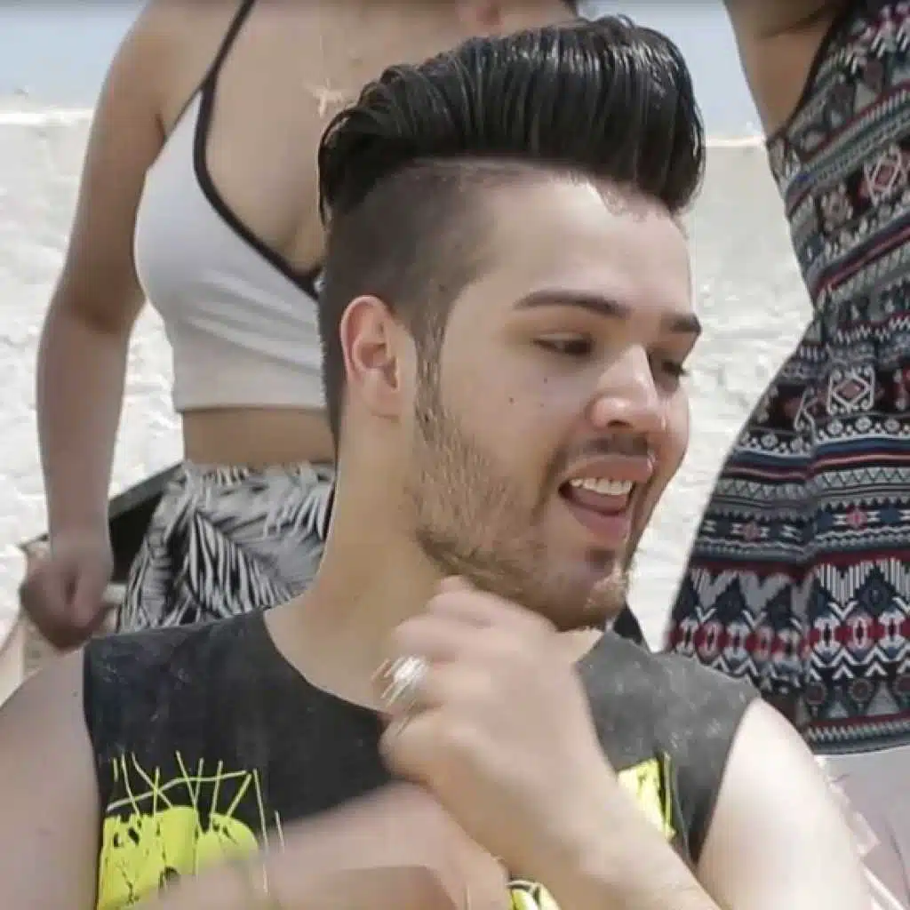 هي اطيح و انا نطلعها