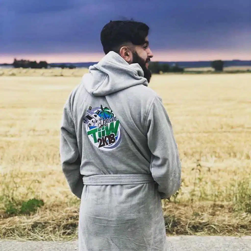 Ferrari Khadouj (feat. CHK, Blanka & SKY)