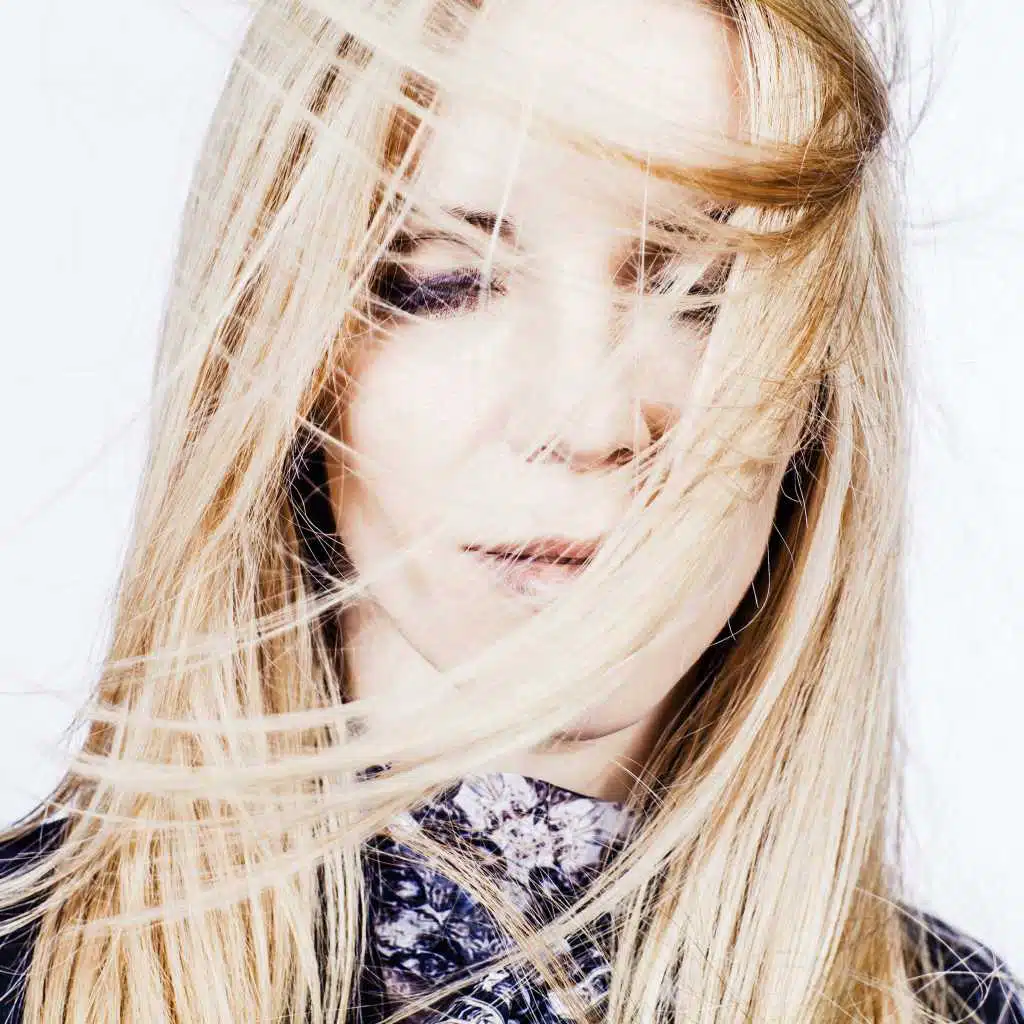 Женская весна