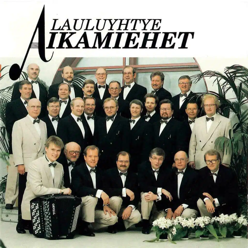 Kuljen yksin autiolla tiellä