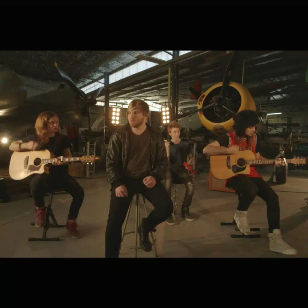 Parachute (Acoustic)