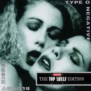 Bloody Kisses (Top Shelf Edition)