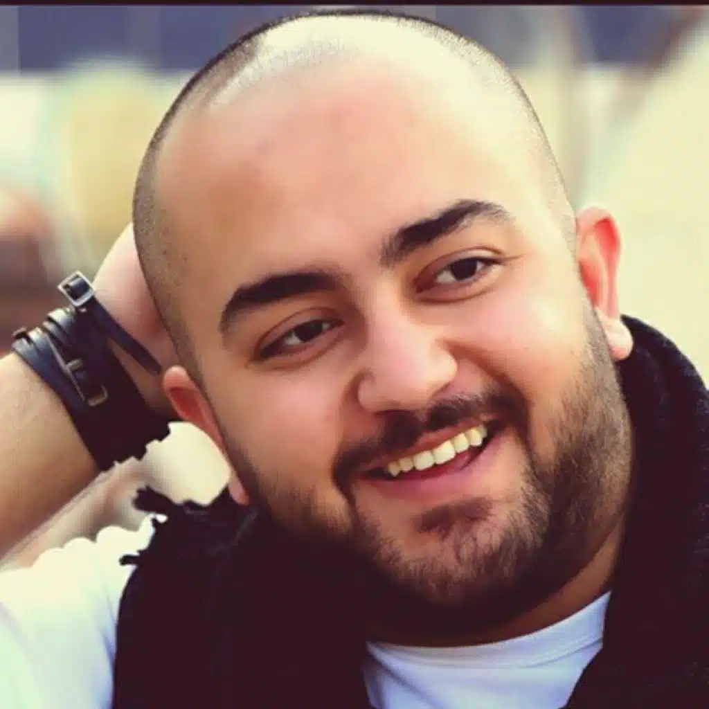 علمتيني الارجيلة