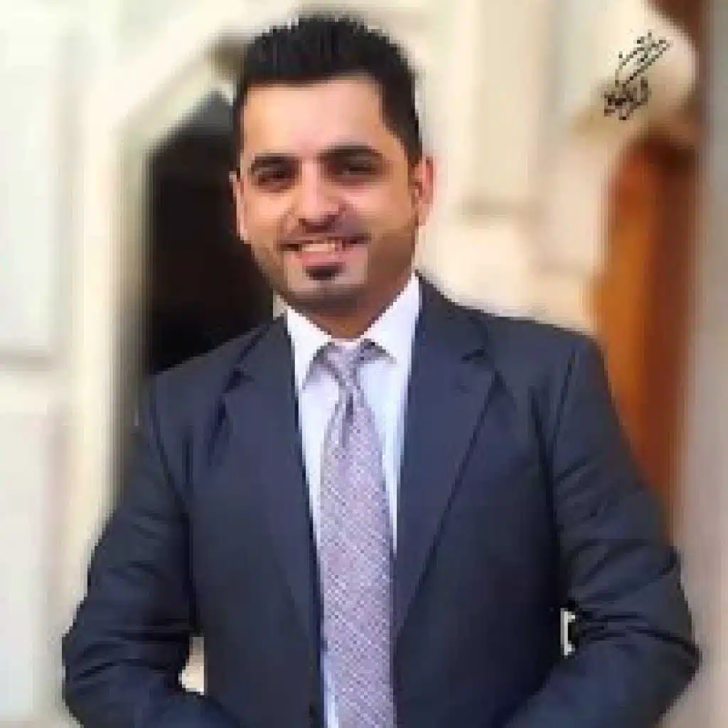 موخنين
