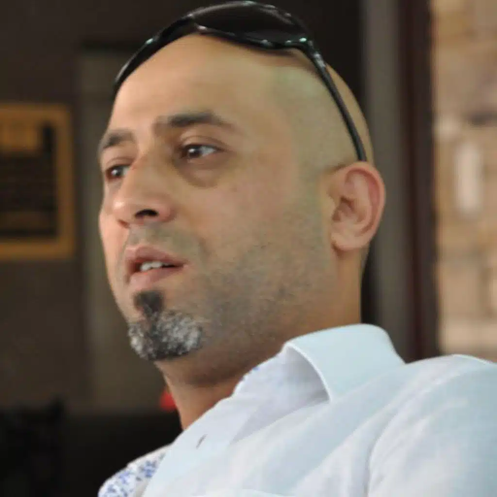 هذا الحب اللي حبيته وسنين