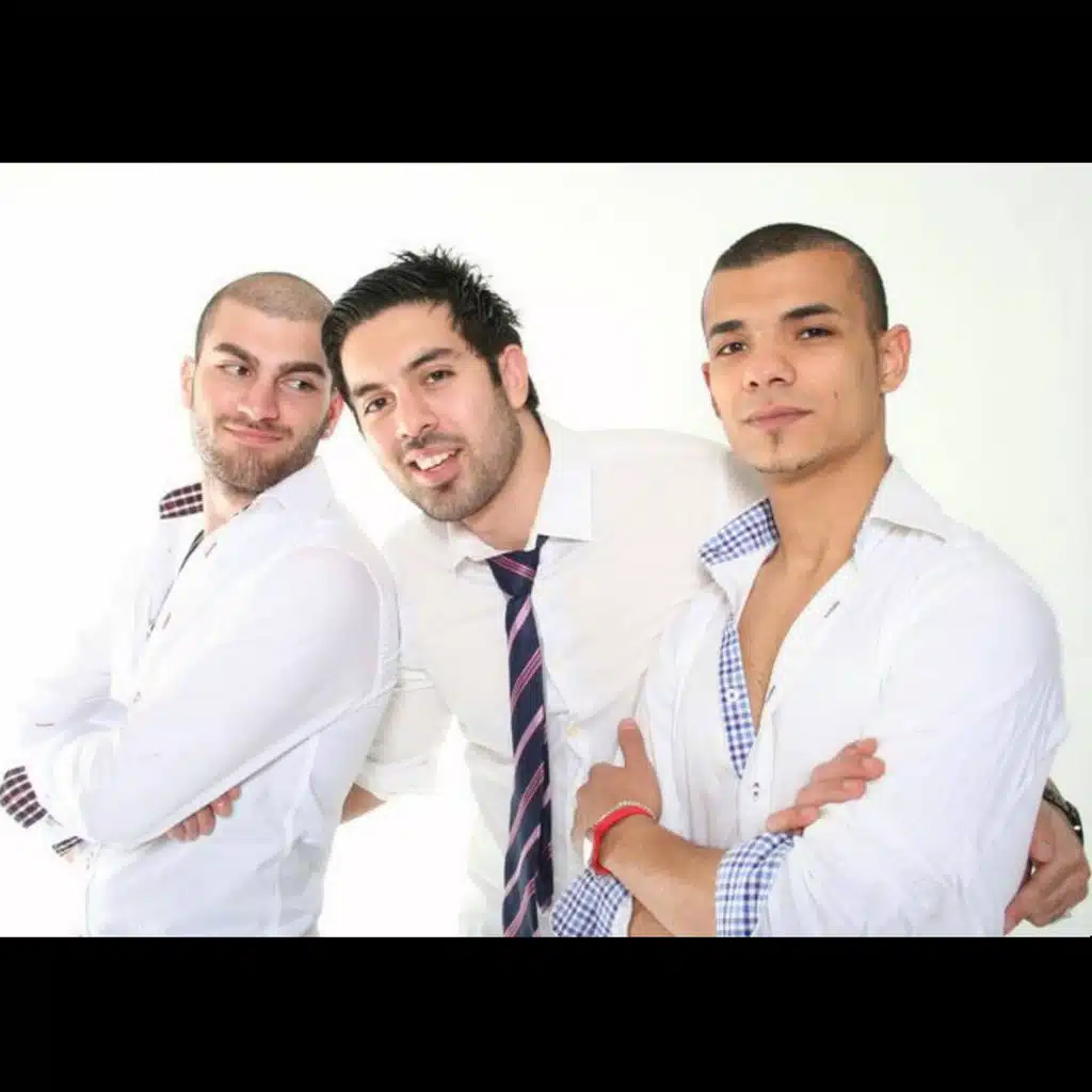 راح اجمع عمري يمك