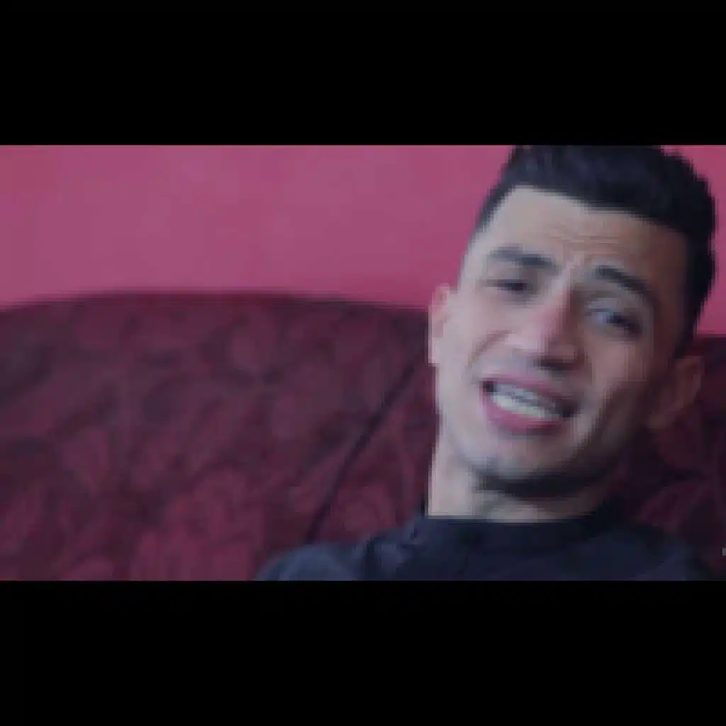 اخفي مشاعرك