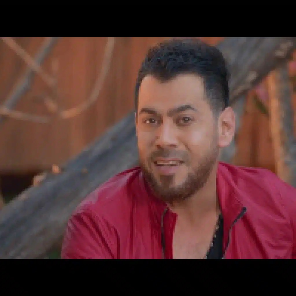 عايش بلا روح