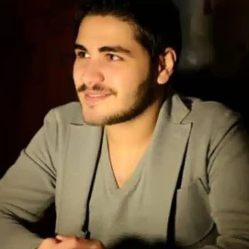 الله يحلي ايامك