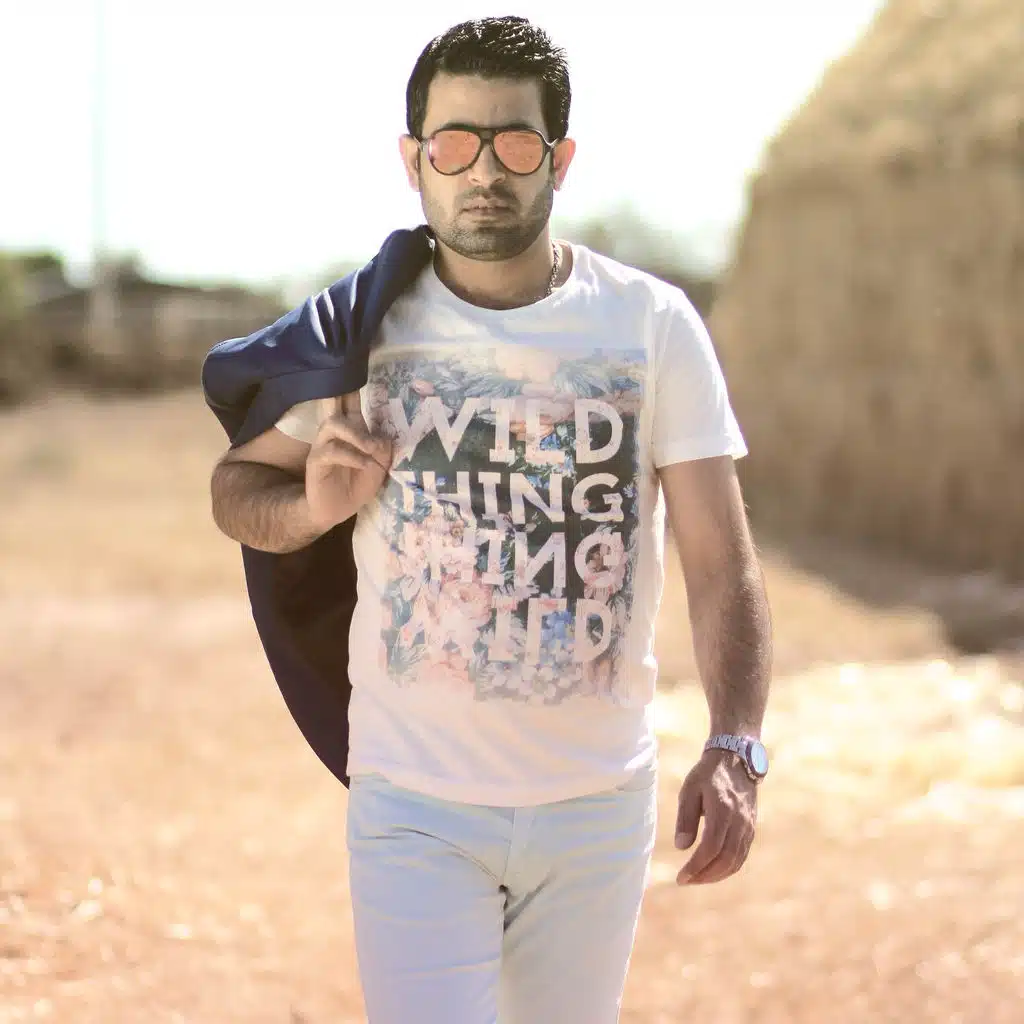 قضية فيها إن