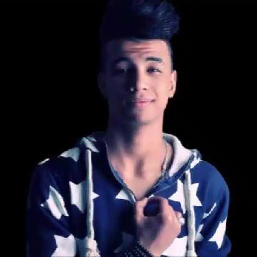 بنت اللعيبة