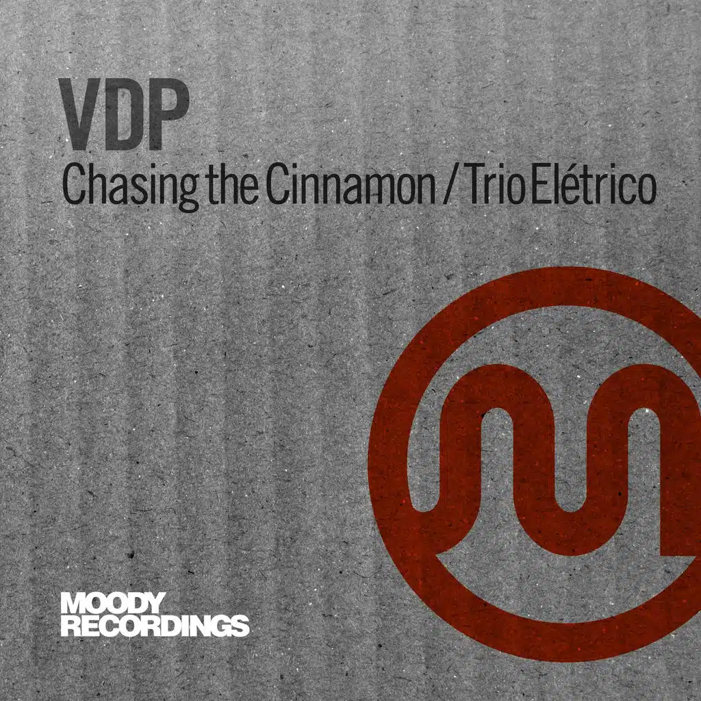 Chasing The Cinnamon / Trio Electrico
