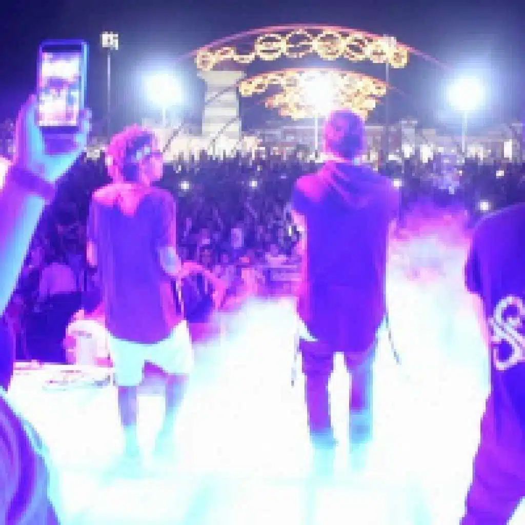 العب يلا (حفله شرم الشيخ 2017)