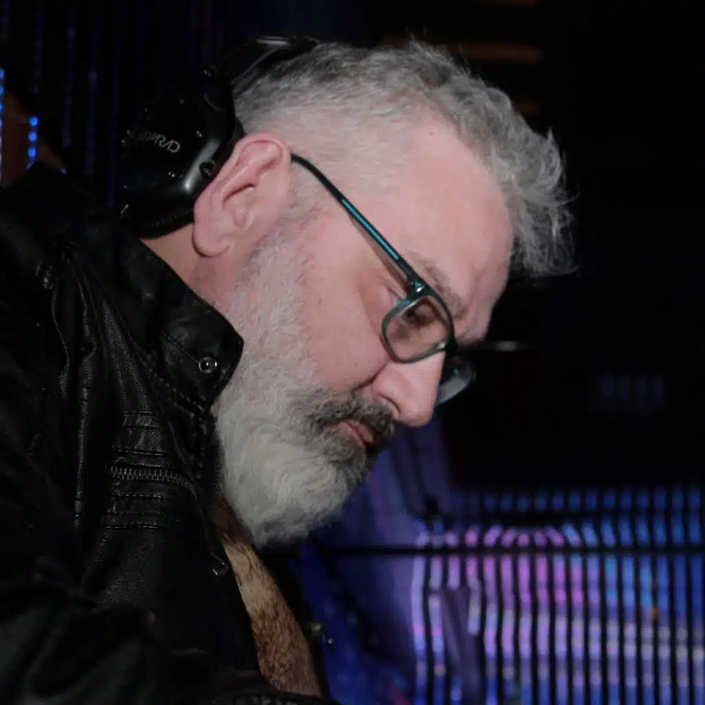 صب العرق(مع جيلبير جلخ)