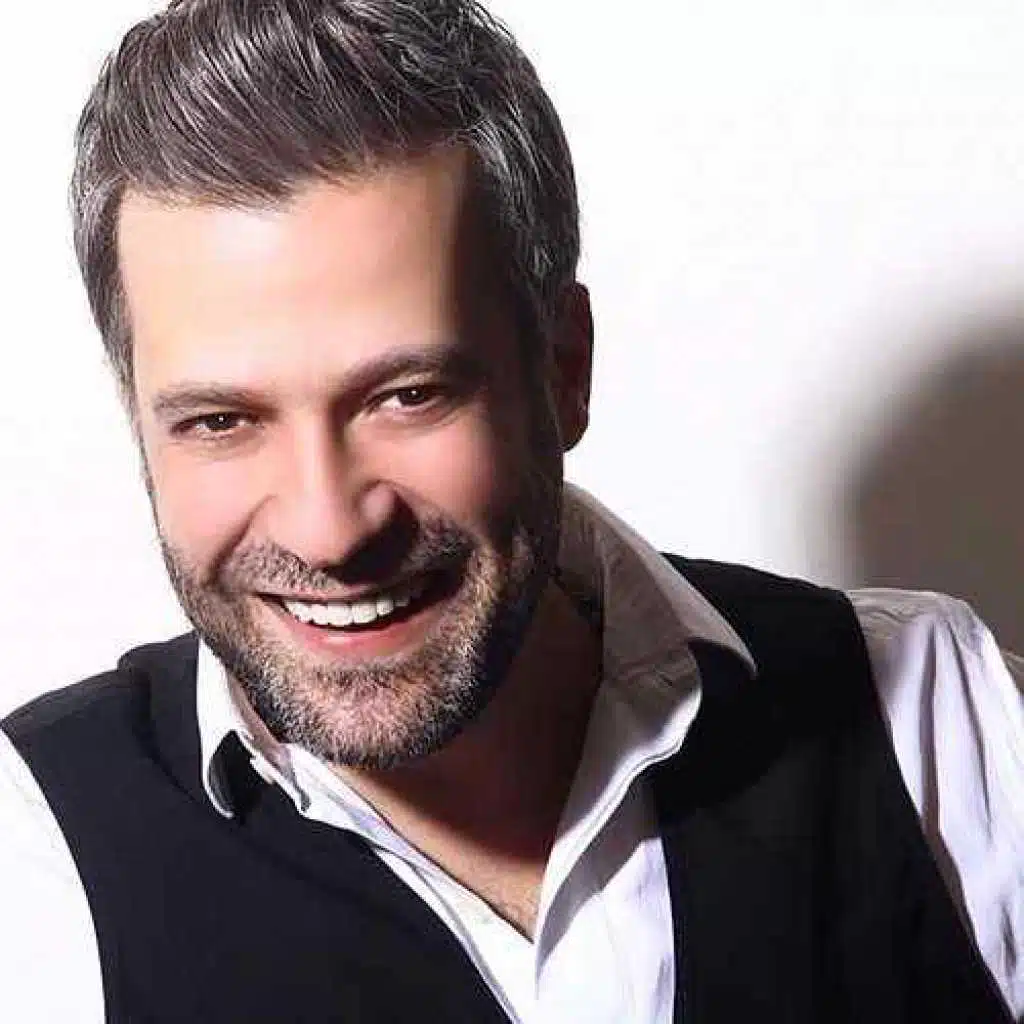 ضلوا تذكرونا