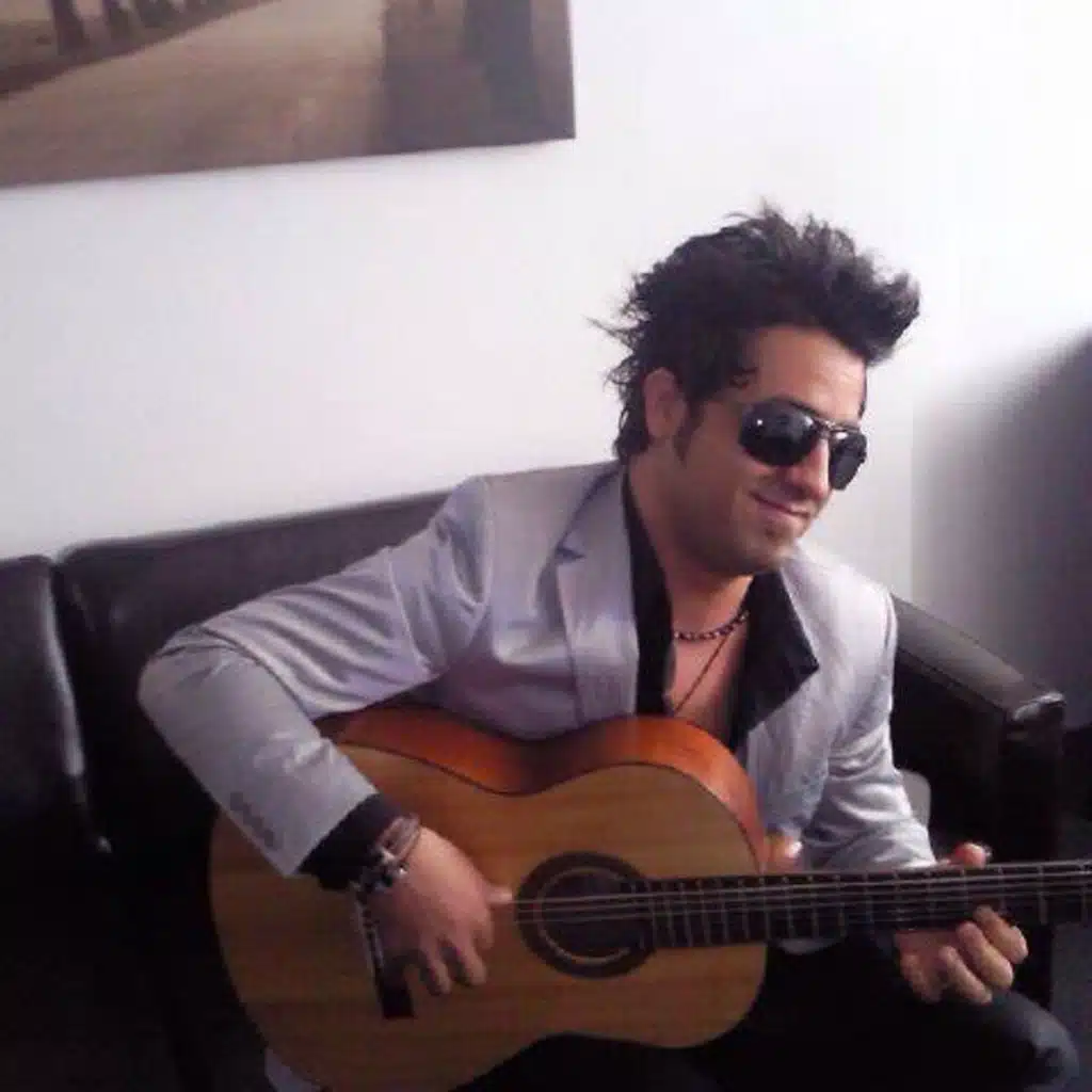 صدفة التقينا (باللغة التركية)