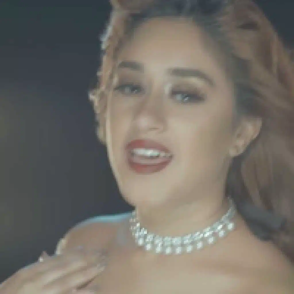 الدنيا اكبر معجنة