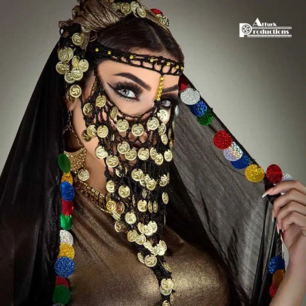 الزمن بيدور