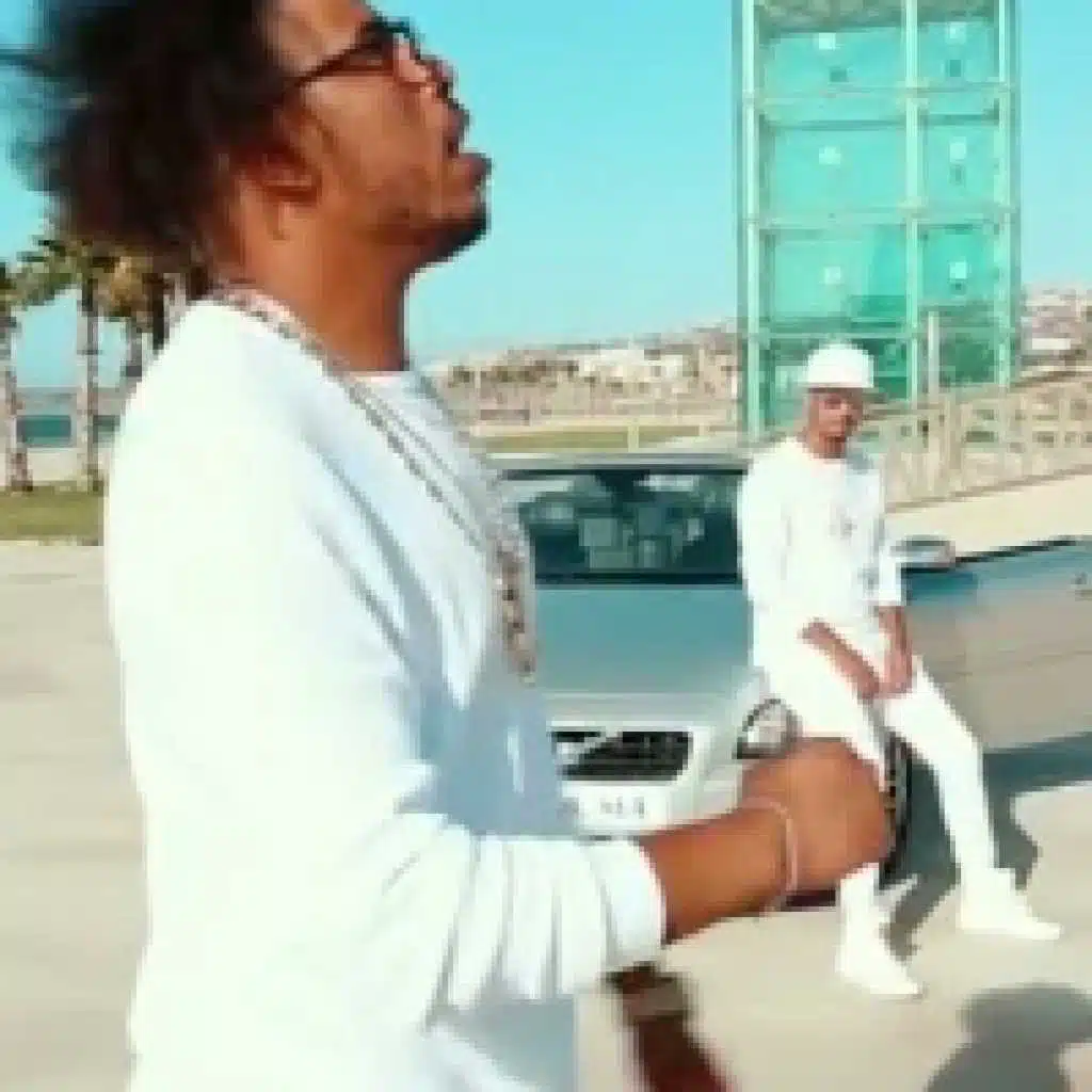 دنيا بالمال (مع kap2 )