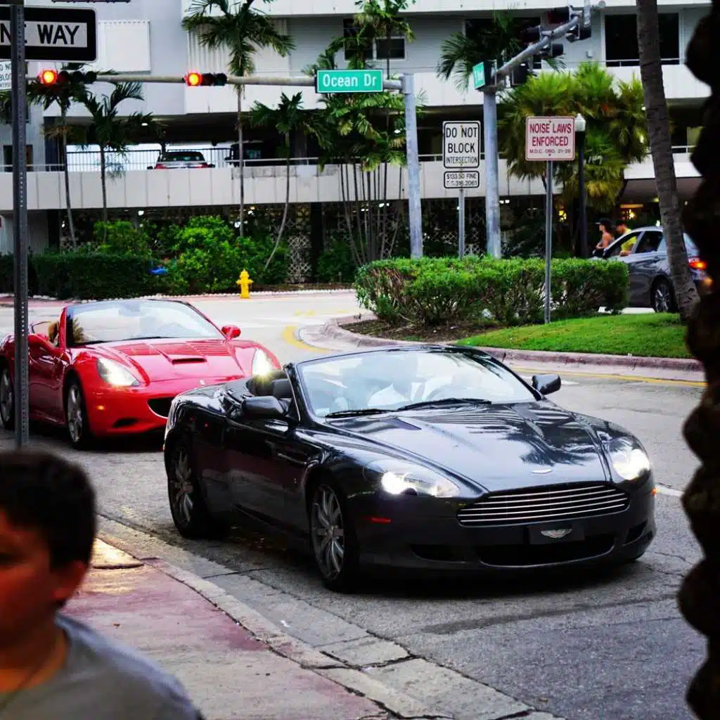 Automatic (feat. Phe.nix, Kevin K)